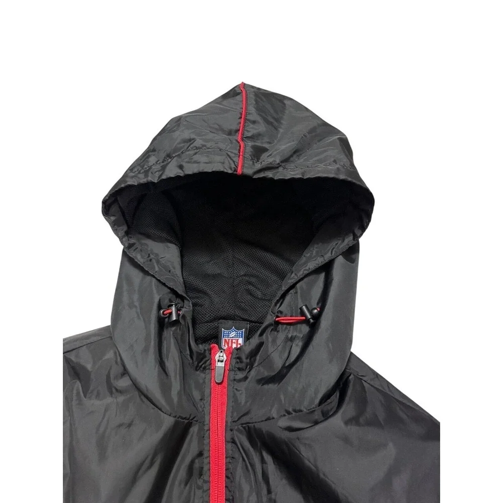 NFL‎ Windbreaker Jacket Mens Medium Black Red Full Zip Hooded Mesh Lined Logo